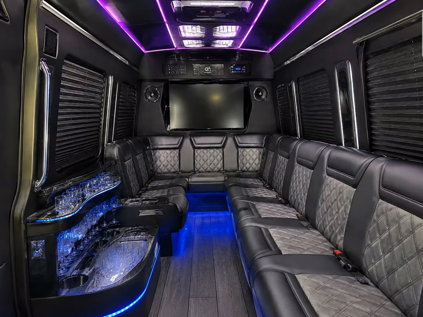 bus rental options for sterling heights trips