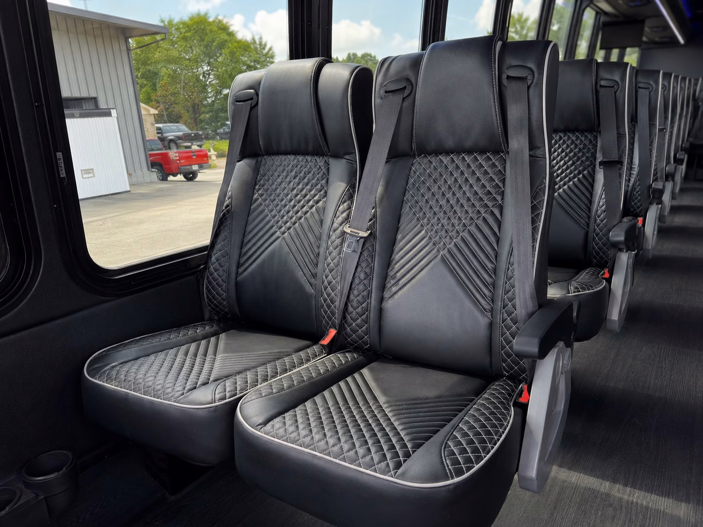 school field trip group transportation near sterling heights